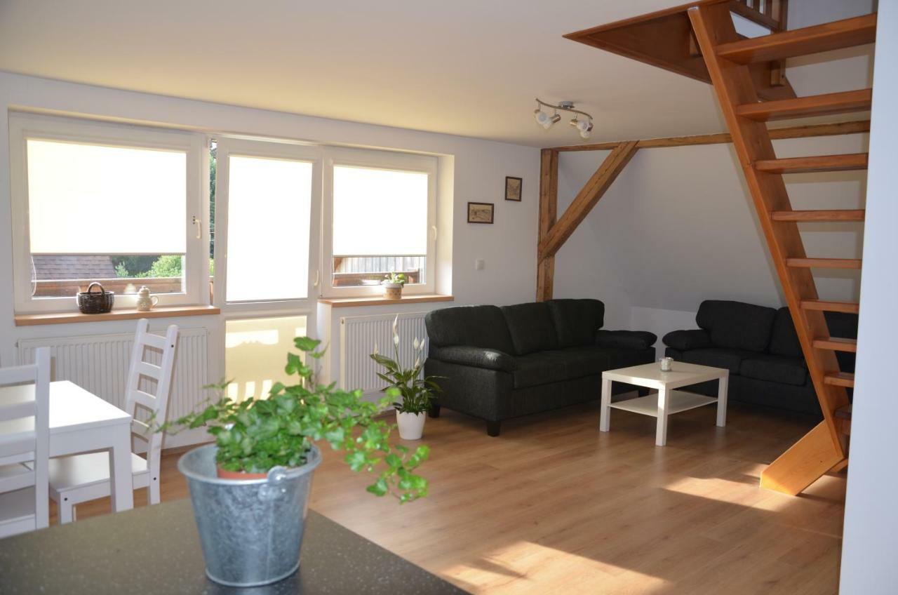 Nocleharna Na Stodole Apartment